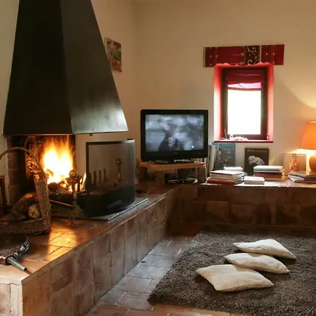 Le Refuge Des Pots Rouges Chalet Cros (Gard)
